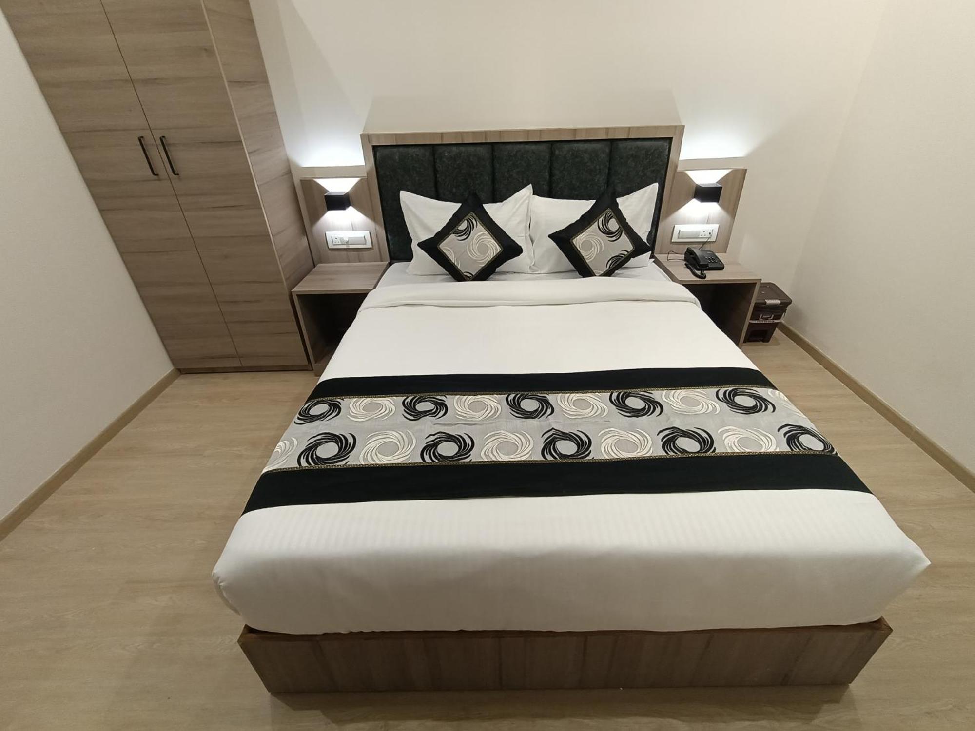 Beverly Palace Santacruz - Near Bkc - Airport T1 Hotel Mumbai (Bombay)