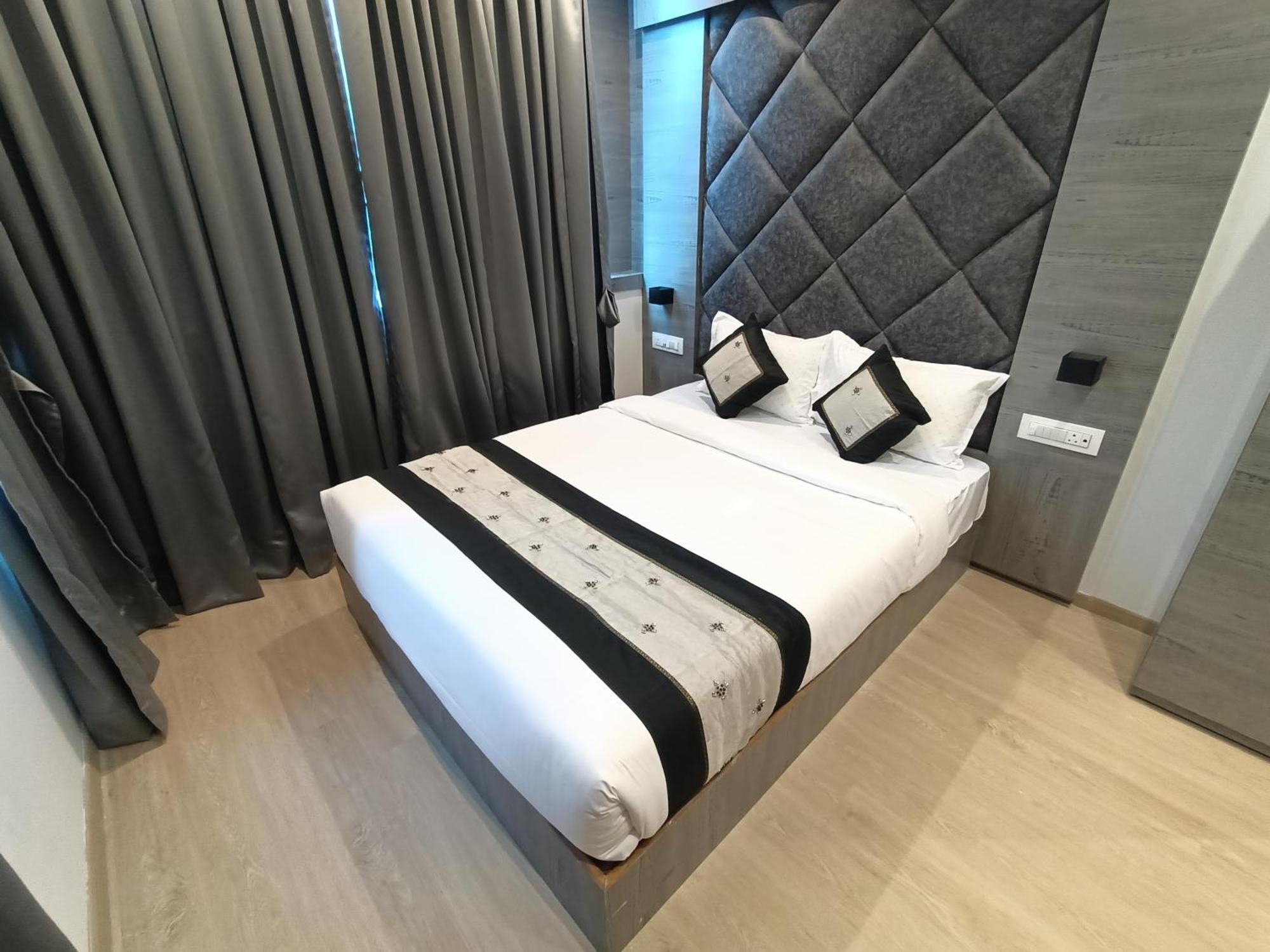 Hotel Beverly Palace Santacruz - Near Bkc - Airport T1 Mumbai (Bombay)