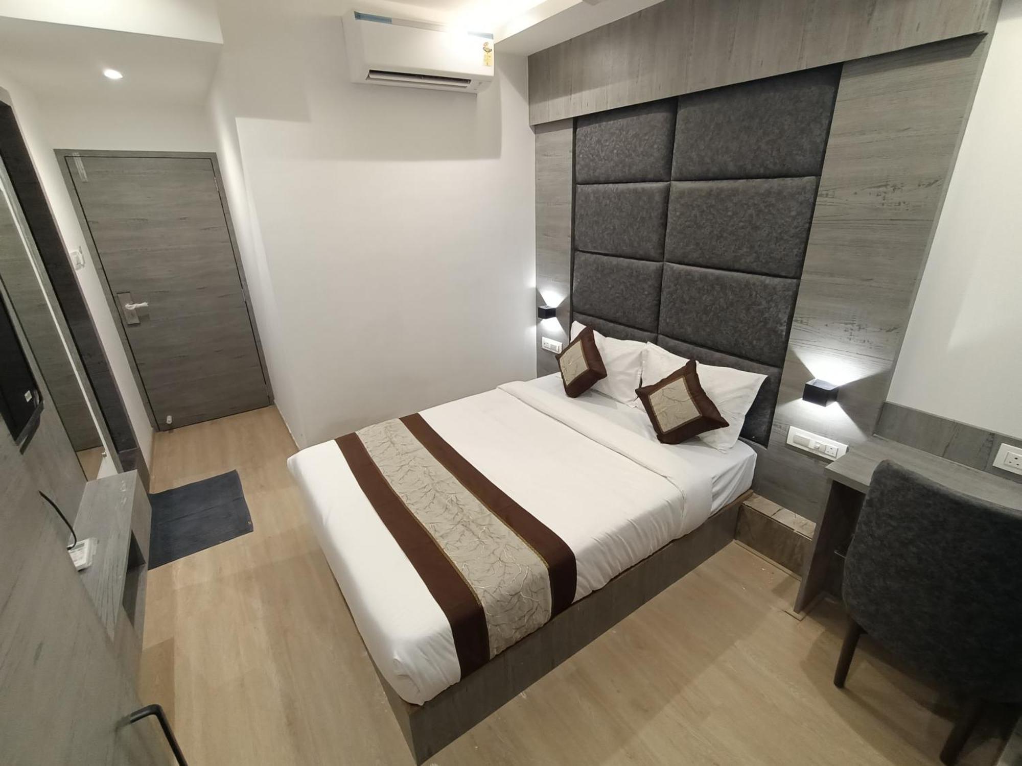 Beverly Palace Santacruz - Near Bkc - Airport T1 Hotel Mumbai (Bombay)
