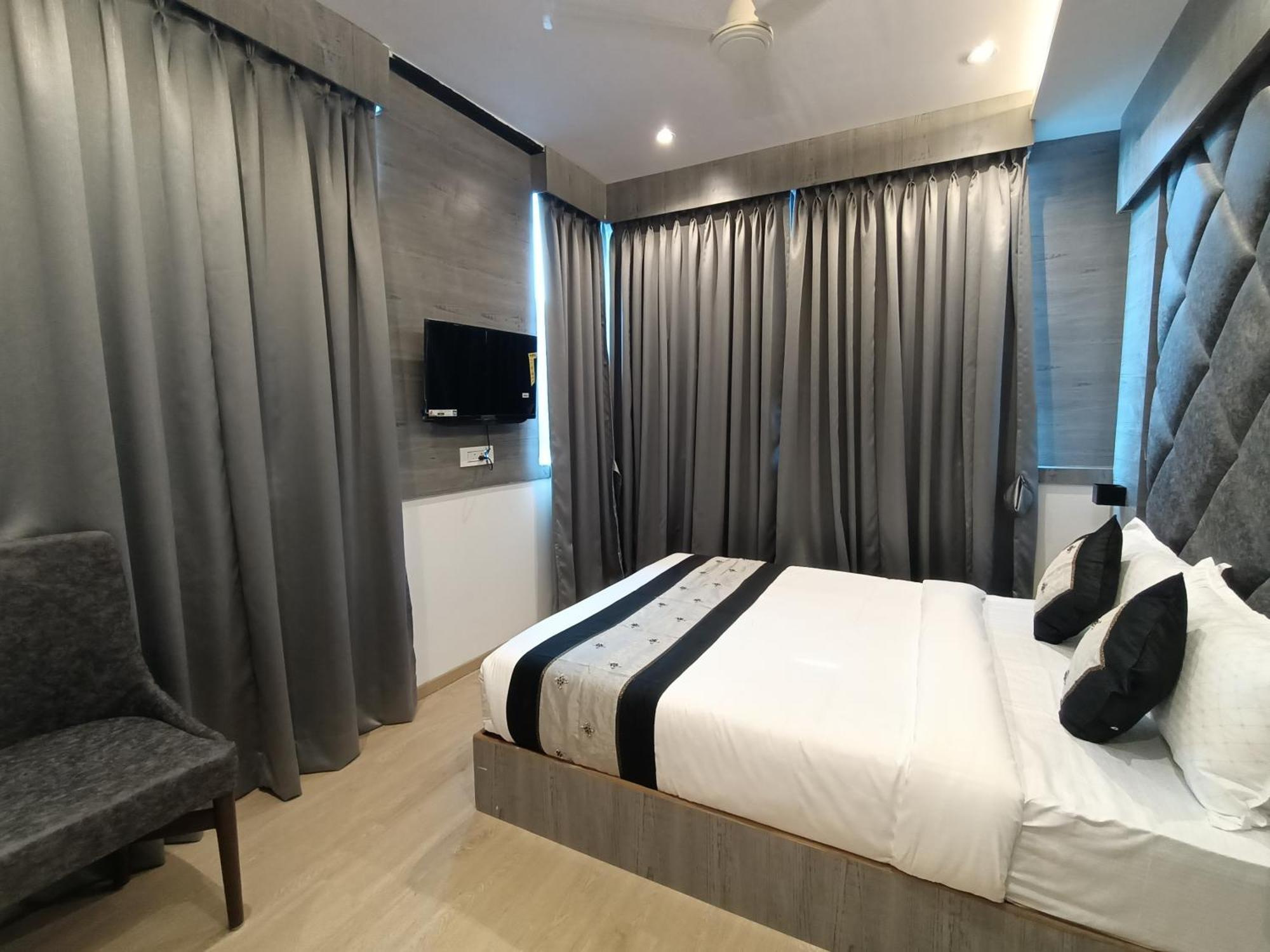 Hotel Beverly Palace Santacruz - Near Bkc - Airport T1 Mumbai (Bombay)