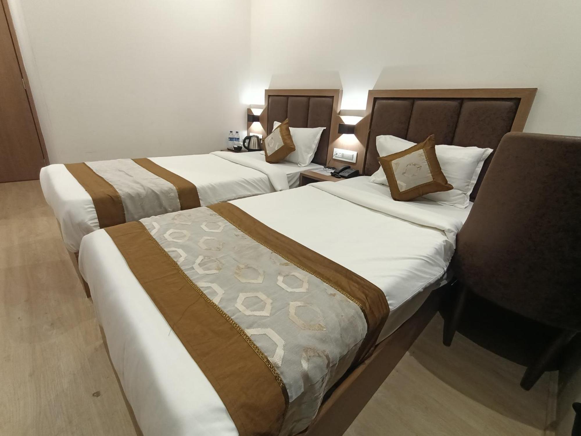 Beverly Palace Santacruz - Near Bkc - Airport T1 Hotel Mumbai (Bombay)