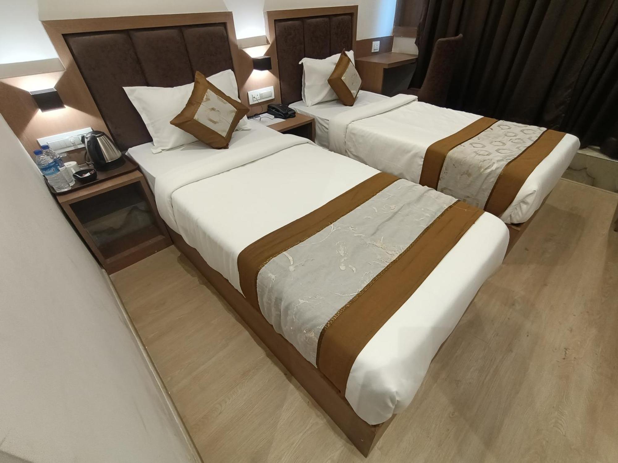 Beverly Palace Santacruz - Near Bkc - Airport T1 Hotel Mumbai (Bombay)