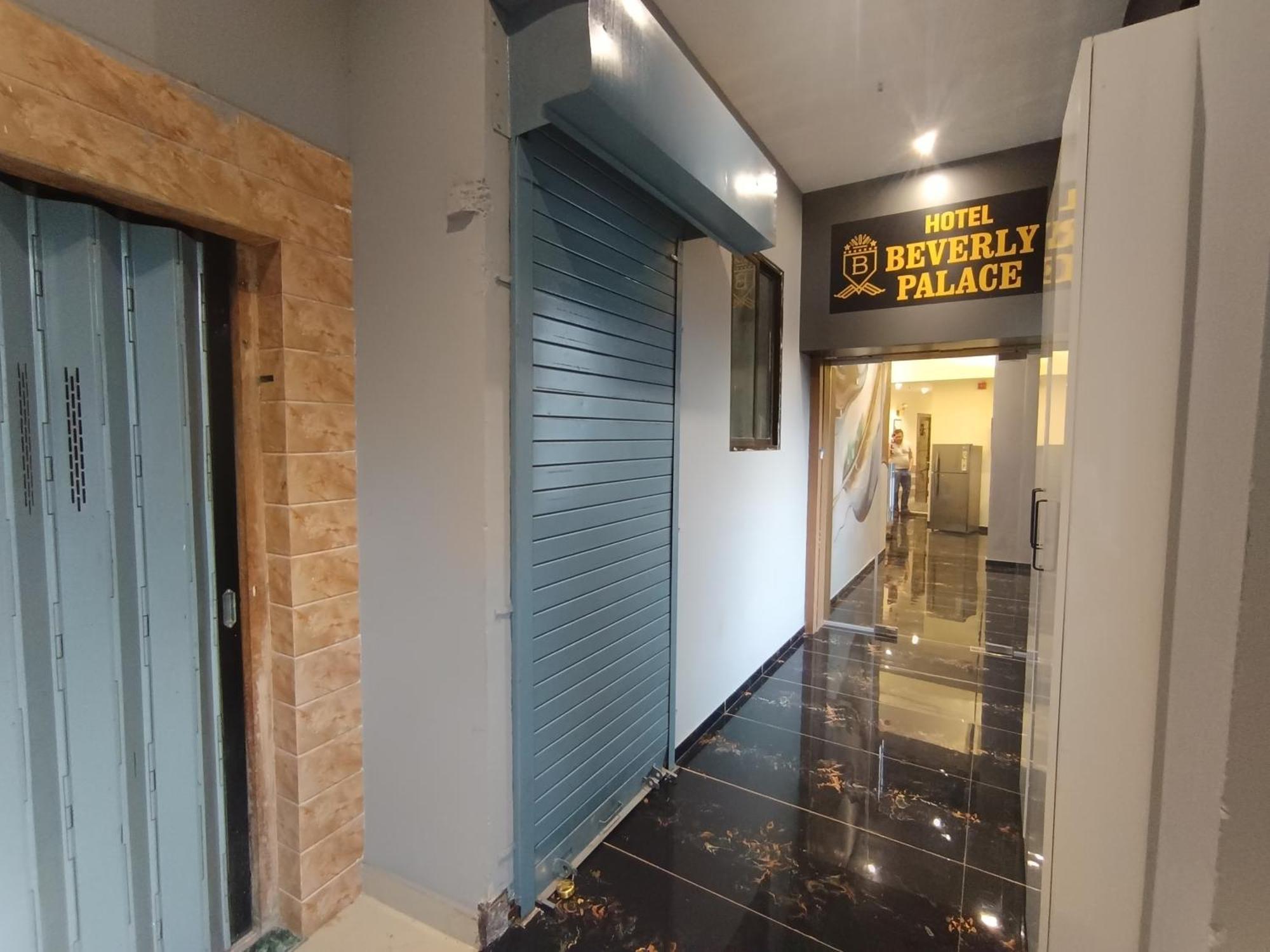 Beverly Palace Santacruz - Near Bkc - Airport T1 3* Mumbai (Bombay)
